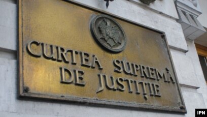 Scandalul abuzurilor administrative în campania electorală: 52 de cazuri documentate