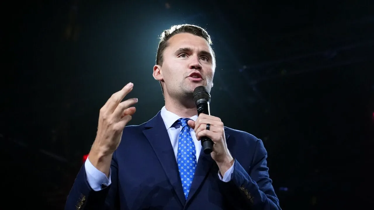 Uciderea lui Charlie Kirk a declanșat o nouă fază de violență politică în SUA